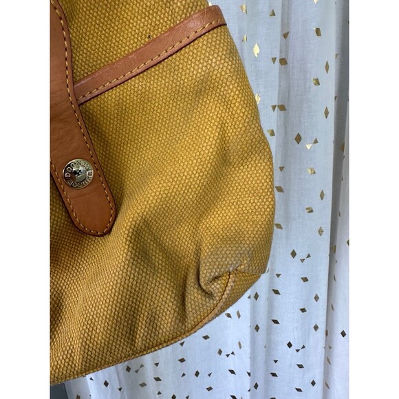 Dooney & Bourke J0130121 Wayfarer Yellow Leather Accent Zip Tote Shoulder Bag - Picture 4 of 10